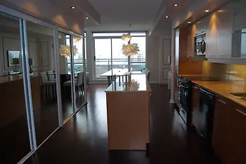 **** Hotel Luxury Downtown Water Front Condo Toronto Canada